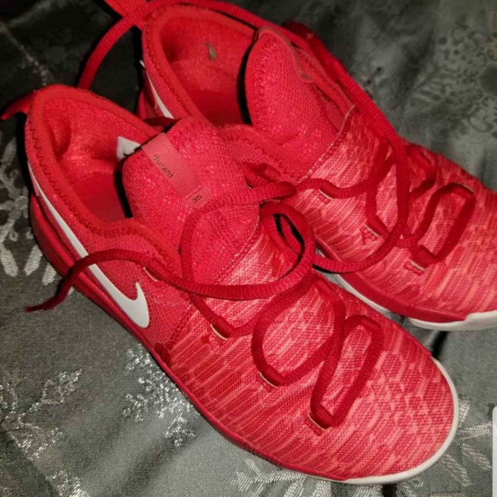 Boy Nike